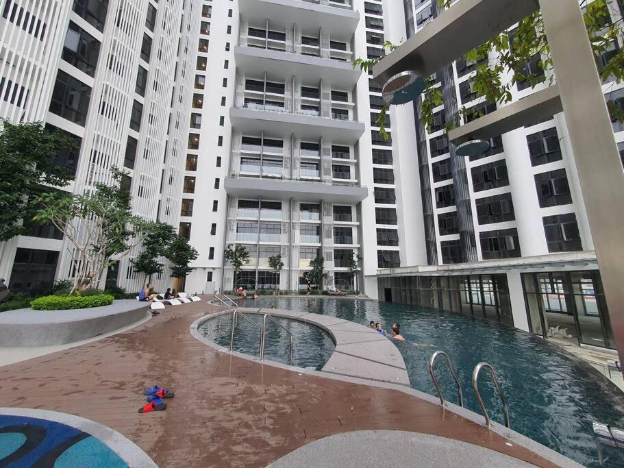 Kota Kinabalu City The Shore - Lucky 7 Homestay Zewnętrze zdjęcie